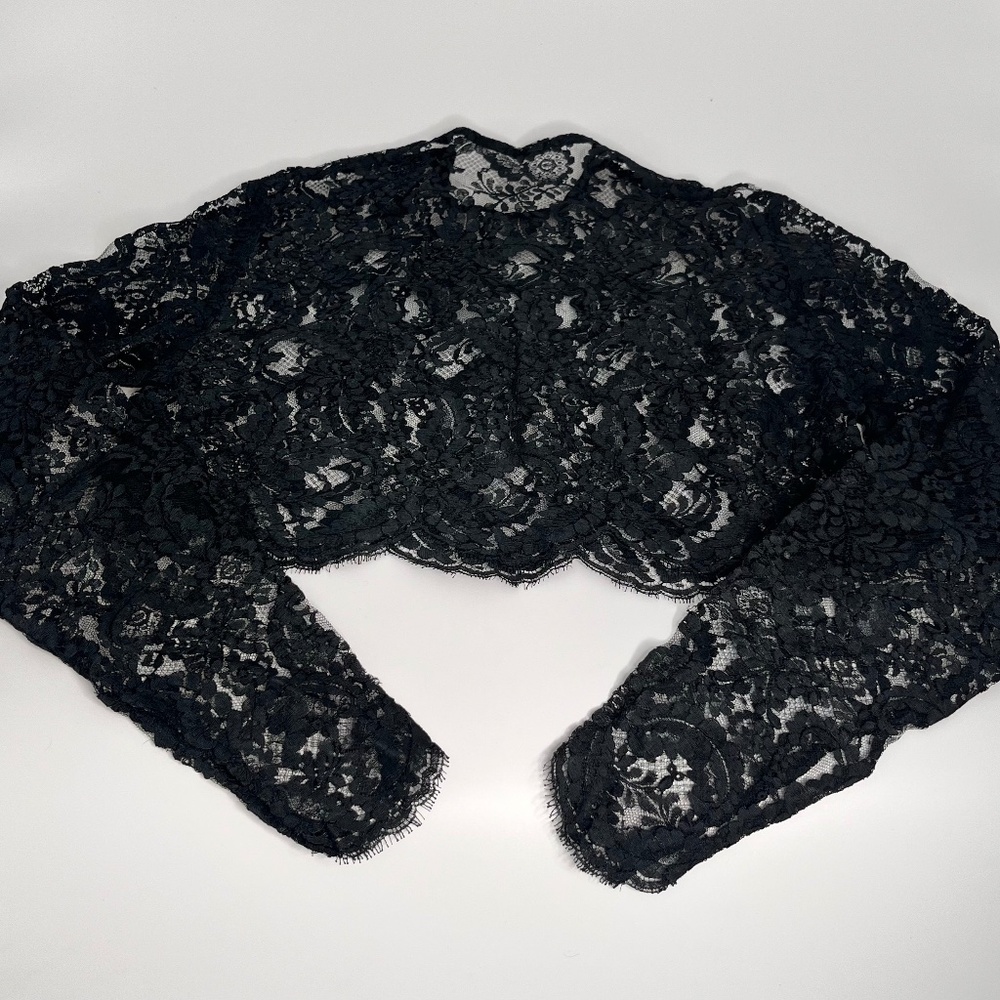 Vintage 1950's black lace crop top